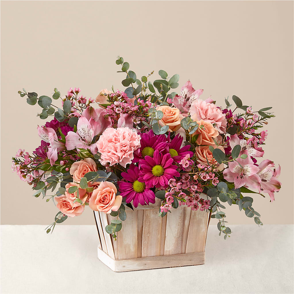 Garden Glam Bouquet – CHRISTINE'S CREATIONS FLOWER SHOP, West Haven CT
