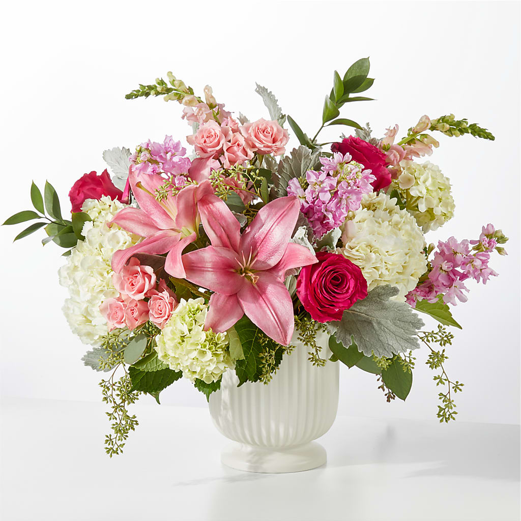 Antique Shopping Bouquet – CHRISTINE'S CREATIONS FLOWER SHOP, West Haven CT