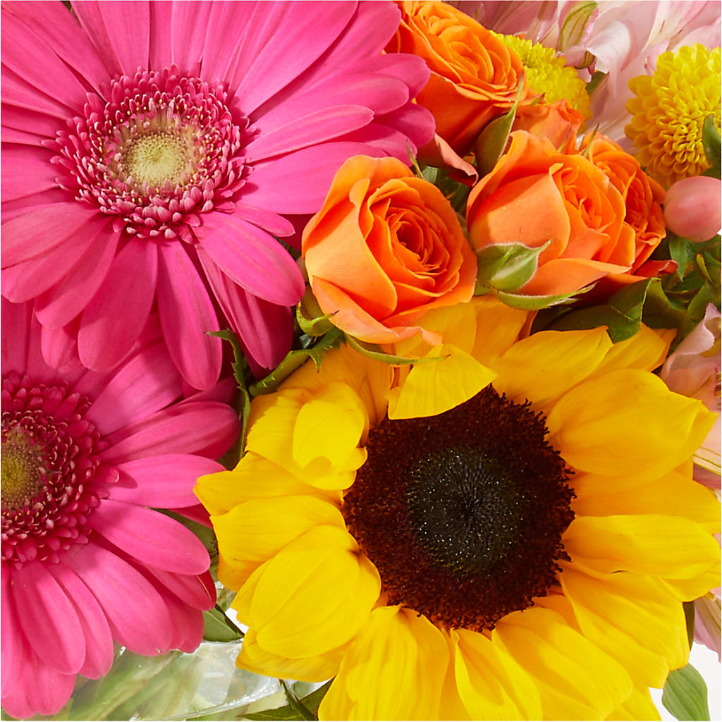 Florist Original Mixed Bouquet – CHRISTINE'S CREATIONS FLOWER SHOP, West Haven CT