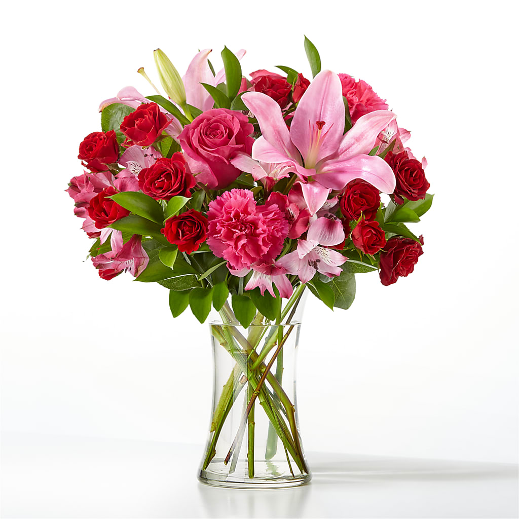 In Love Bouquet – CHRISTINE'S CREATIONS FLOWER SHOP, West Haven CT