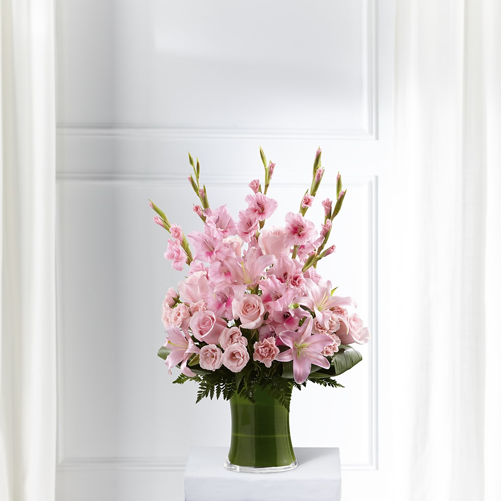 Lovely Tribute Bouquet – CHRISTINE'S CREATIONS FLOWER SHOP, West Haven CT