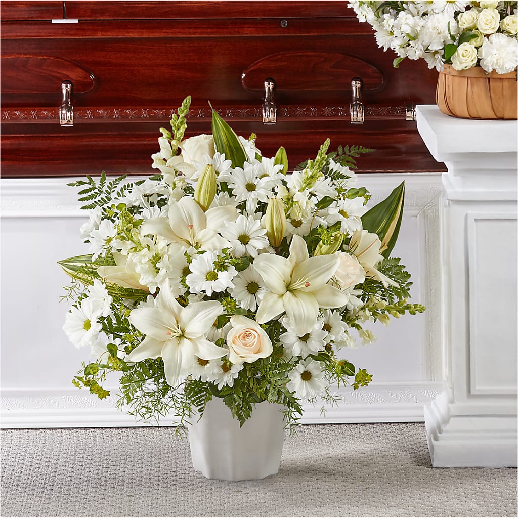 Thoughts of Tranquility Floor Basket – CHRISTINE'S CREATIONS FLOWER SHOP, West Haven CT