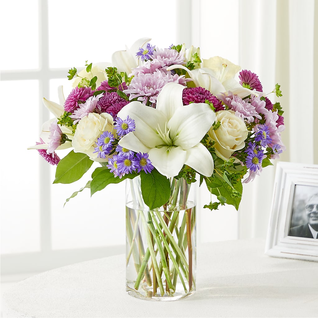 Wishing Peace Bouquet – CHRISTINE'S CREATIONS FLOWER SHOP, West Haven CT