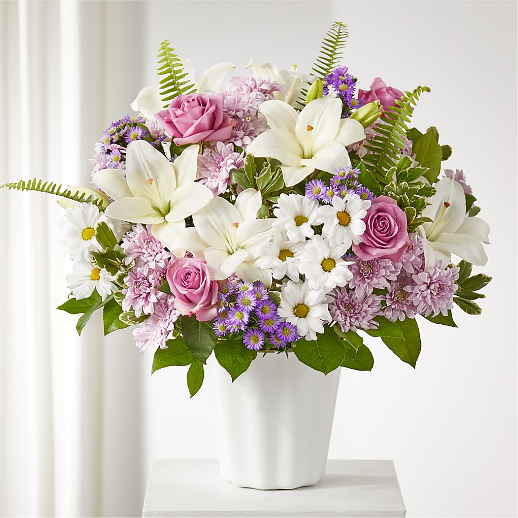 Warmest Thoughts Tabletop Basket – CHRISTINE'S CREATIONS FLOWER SHOP, West Haven CT