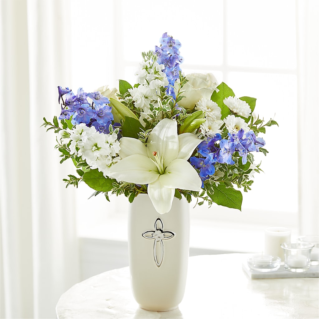 Heavenly Blossoms Bouquet – CHRISTINE'S CREATIONS FLOWER SHOP, West Haven CT