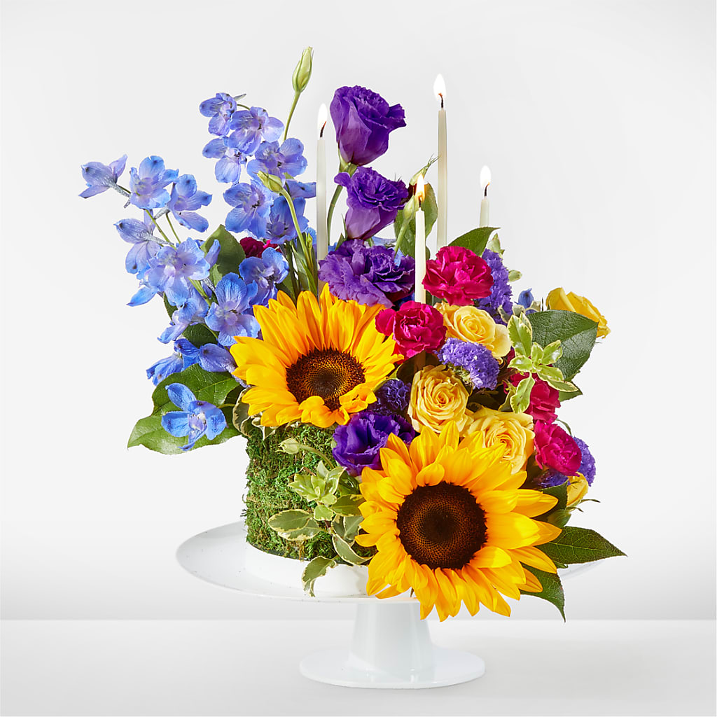 Star of the Day Floral Cake – CHRISTINE'S CREATIONS FLOWER SHOP, West Haven CT