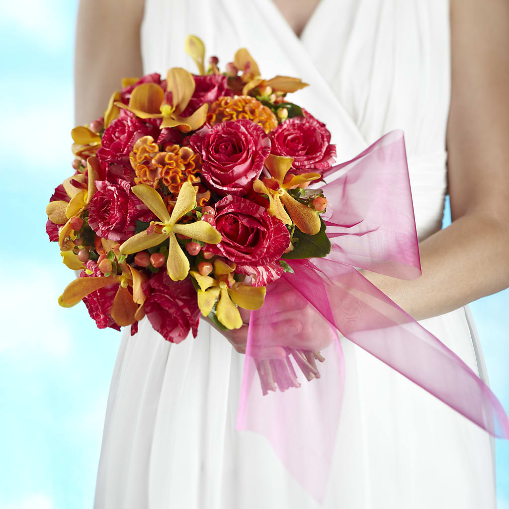 Brilliant Shades of Love Bouquet – CHRISTINE'S CREATIONS FLOWER SHOP, West Haven CT
