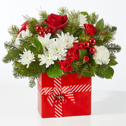 Presents Under the Tree Bouquet – CHRISTINE'S CREATIONS FLOWER SHOP, West Haven CT
