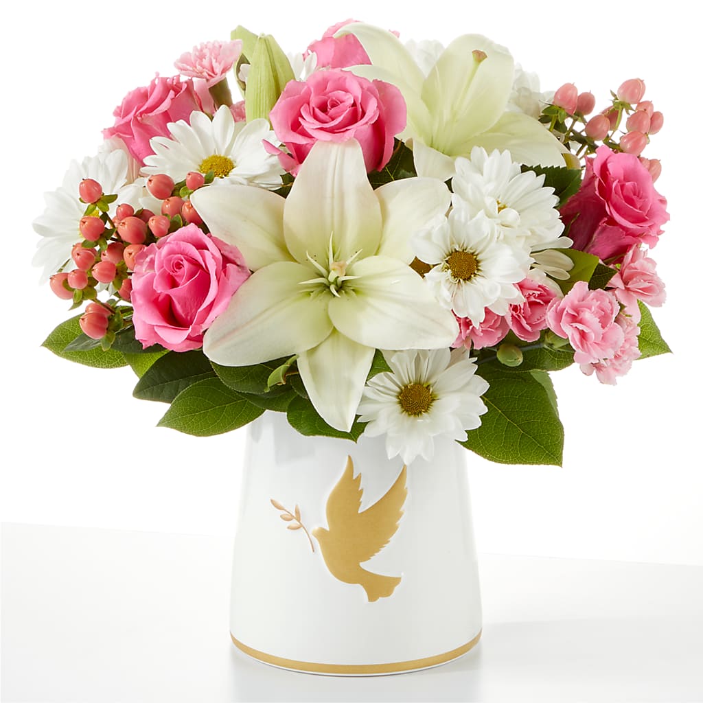 Whispers of Comfort Bouquet – CHRISTINE'S CREATIONS FLOWER SHOP, West Haven CT