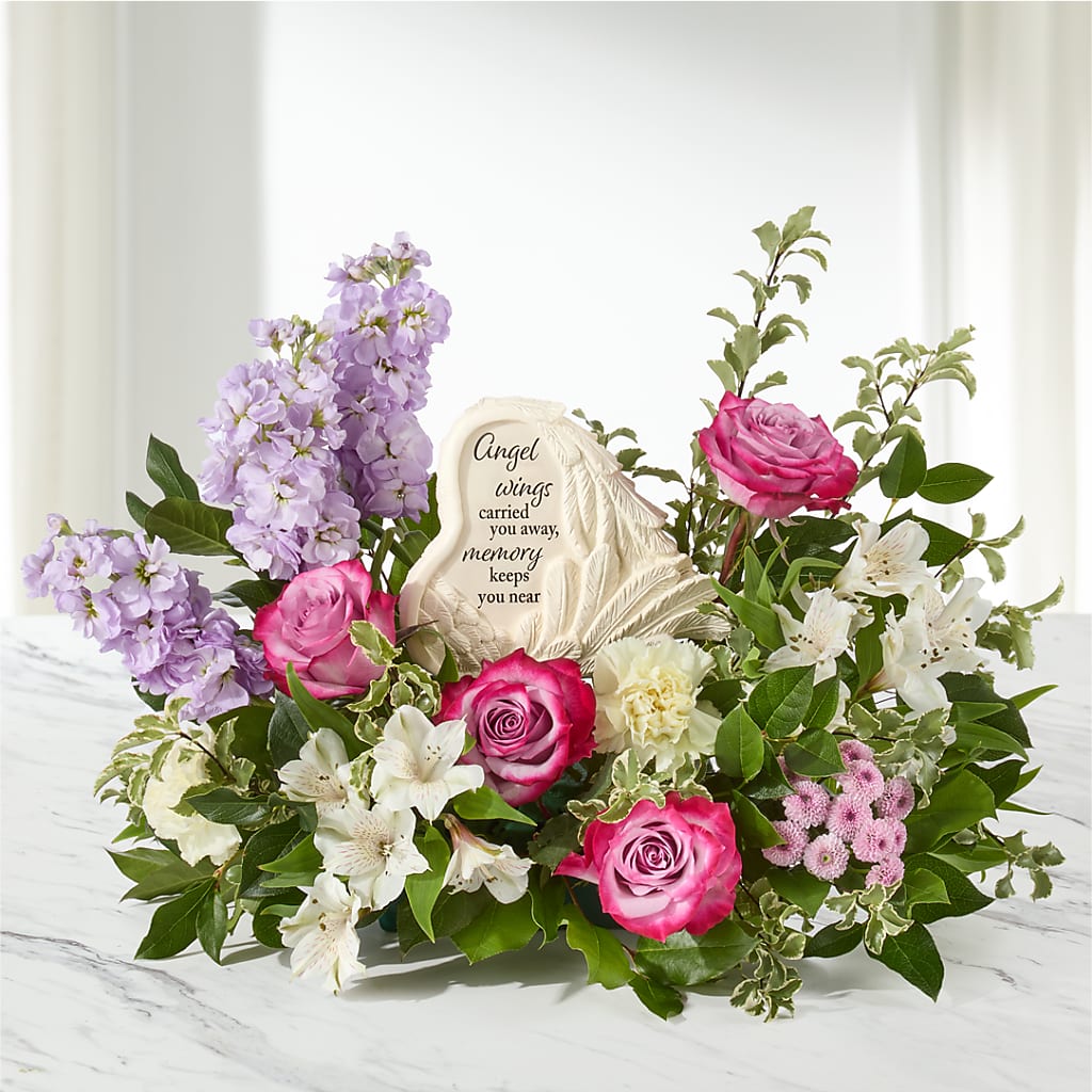 In My Heart Arrangement – CHRISTINE'S CREATIONS FLOWER SHOP, West Haven CT