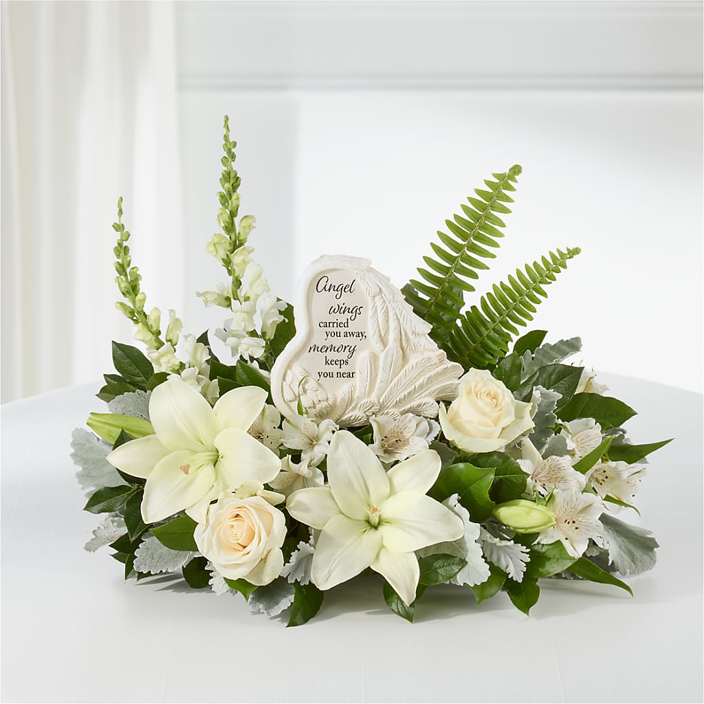 Holding You Close Arrangement – CHRISTINE'S CREATIONS FLOWER SHOP, West Haven CT