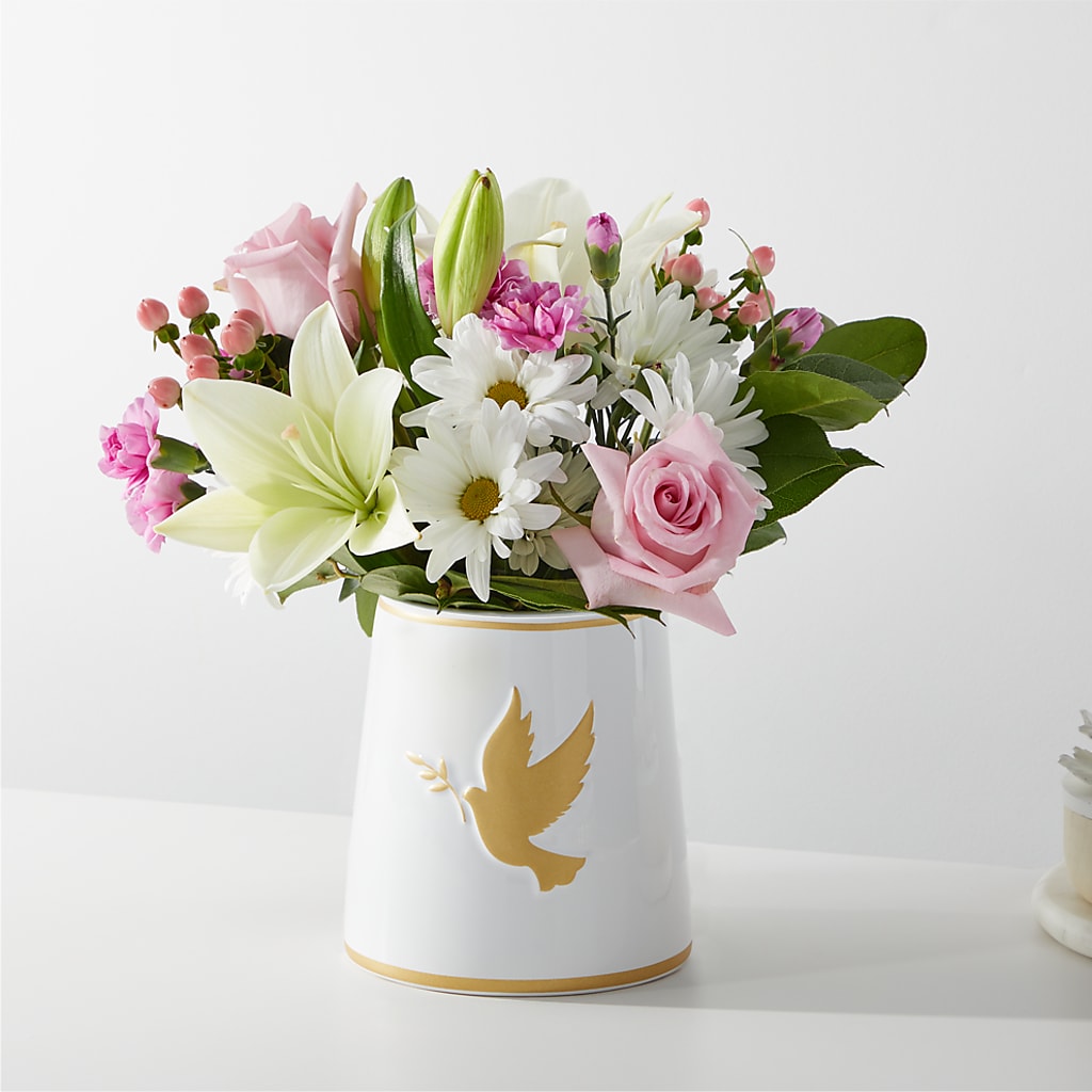 Meaningful Memories Bouquet – CHRISTINE'S CREATIONS FLOWER SHOP, West Haven CT