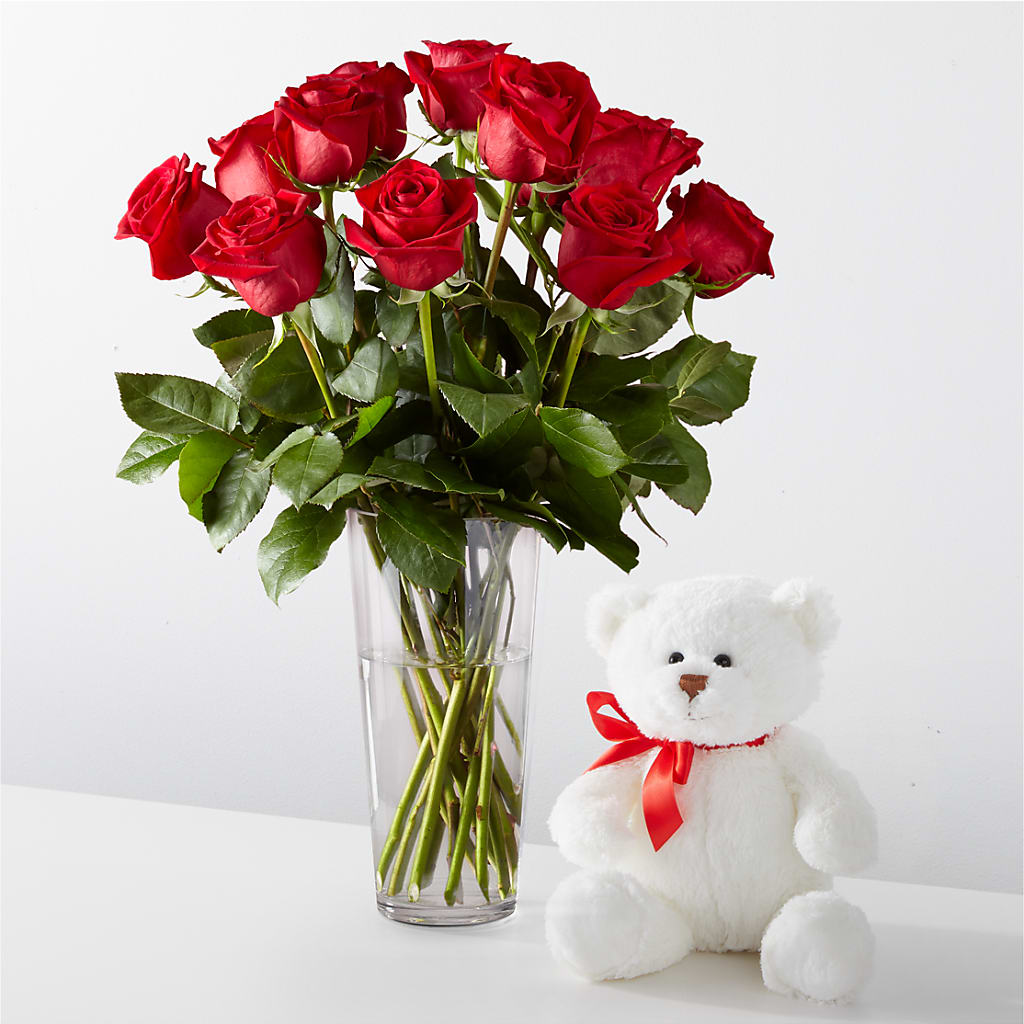 Romantic Long Stem Red Rose Bouquet Bundles – CHRISTINE'S CREATIONS FLOWER SHOP, West Haven CT