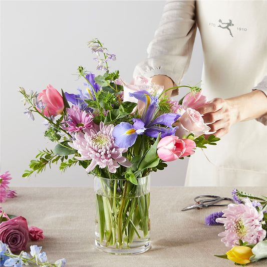 Pastel Tradition - A Florist Original – CHRISTINE'S CREATIONS FLOWER SHOP, West Haven CT