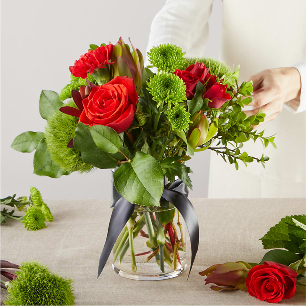 Heritage Kindle – A Florist Original – CHRISTINE'S CREATIONS FLOWER SHOP, West Haven CT
