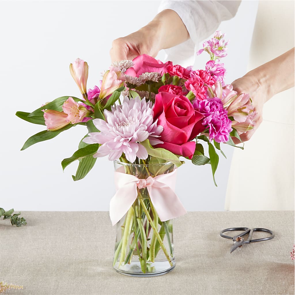 Pink Ribbon - A Florist Original – CHRISTINE'S CREATIONS FLOWER SHOP, West Haven CT