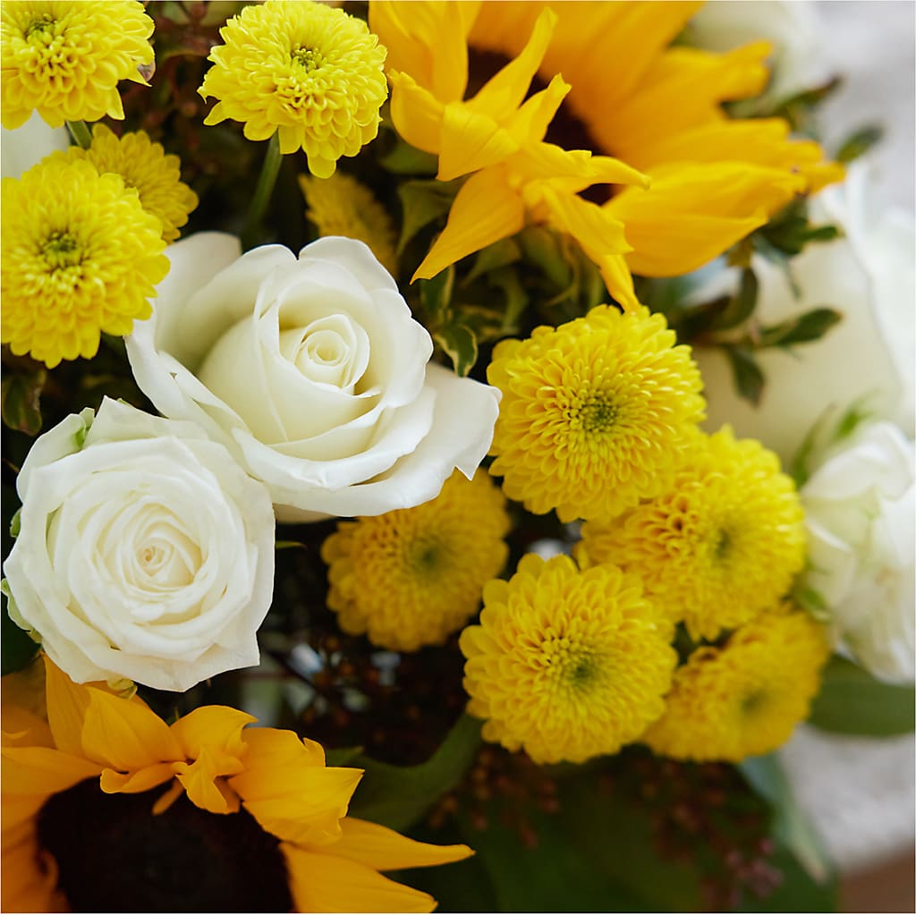 Luminous Morning Bouquet – CHRISTINE'S CREATIONS FLOWER SHOP, West Haven CT