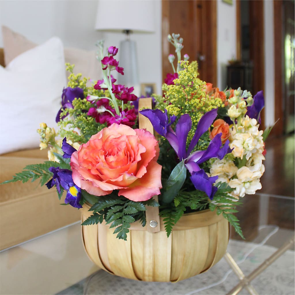 Garden of Life Basket – CHRISTINE'S CREATIONS FLOWER SHOP, West Haven CT