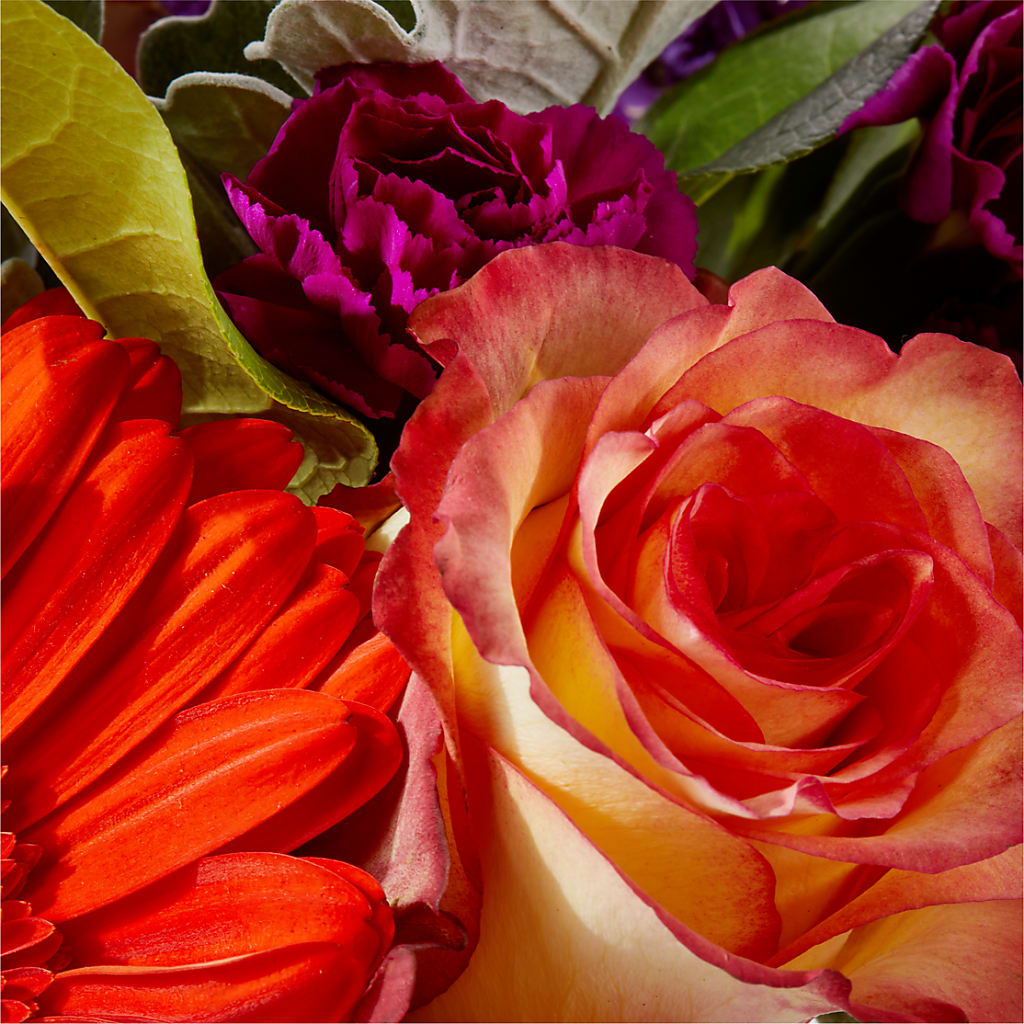 Sangria Bouquet – CHRISTINE'S CREATIONS FLOWER SHOP, West Haven CT