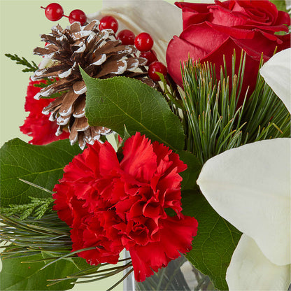 Glistening Icicles Bouquet – CHRISTINE'S CREATIONS FLOWER SHOP, West Haven CT