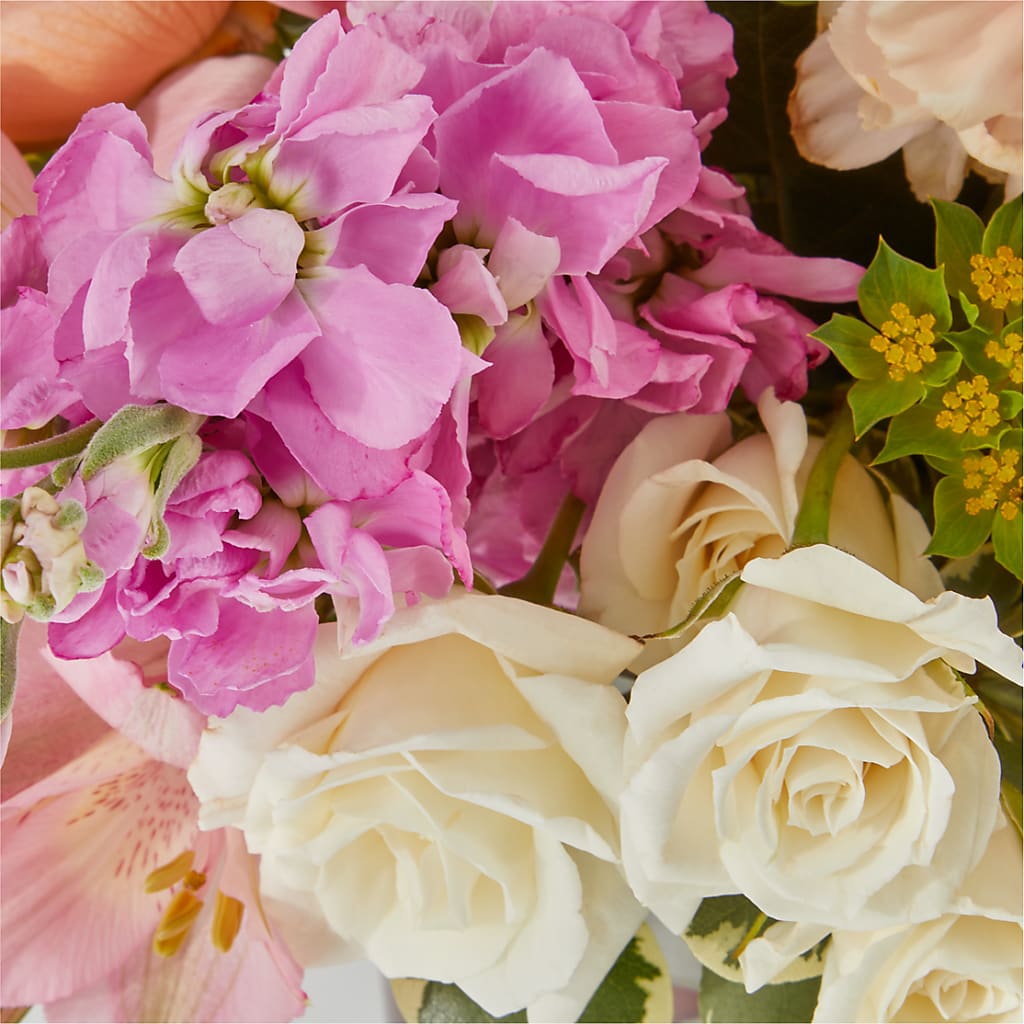 Paradise Bouquet – CHRISTINE'S CREATIONS FLOWER SHOP, West Haven CT