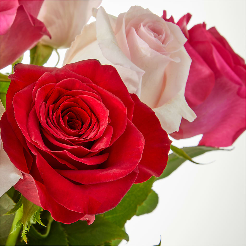 Charming Rose Bouquet – CHRISTINE'S CREATIONS FLOWER SHOP, West Haven CT