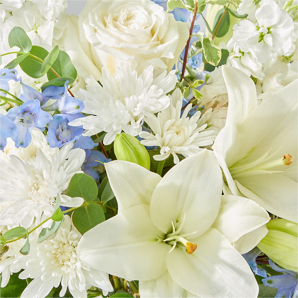 Peace of Mind Bouquet – CHRISTINE'S CREATIONS FLOWER SHOP, West Haven CT