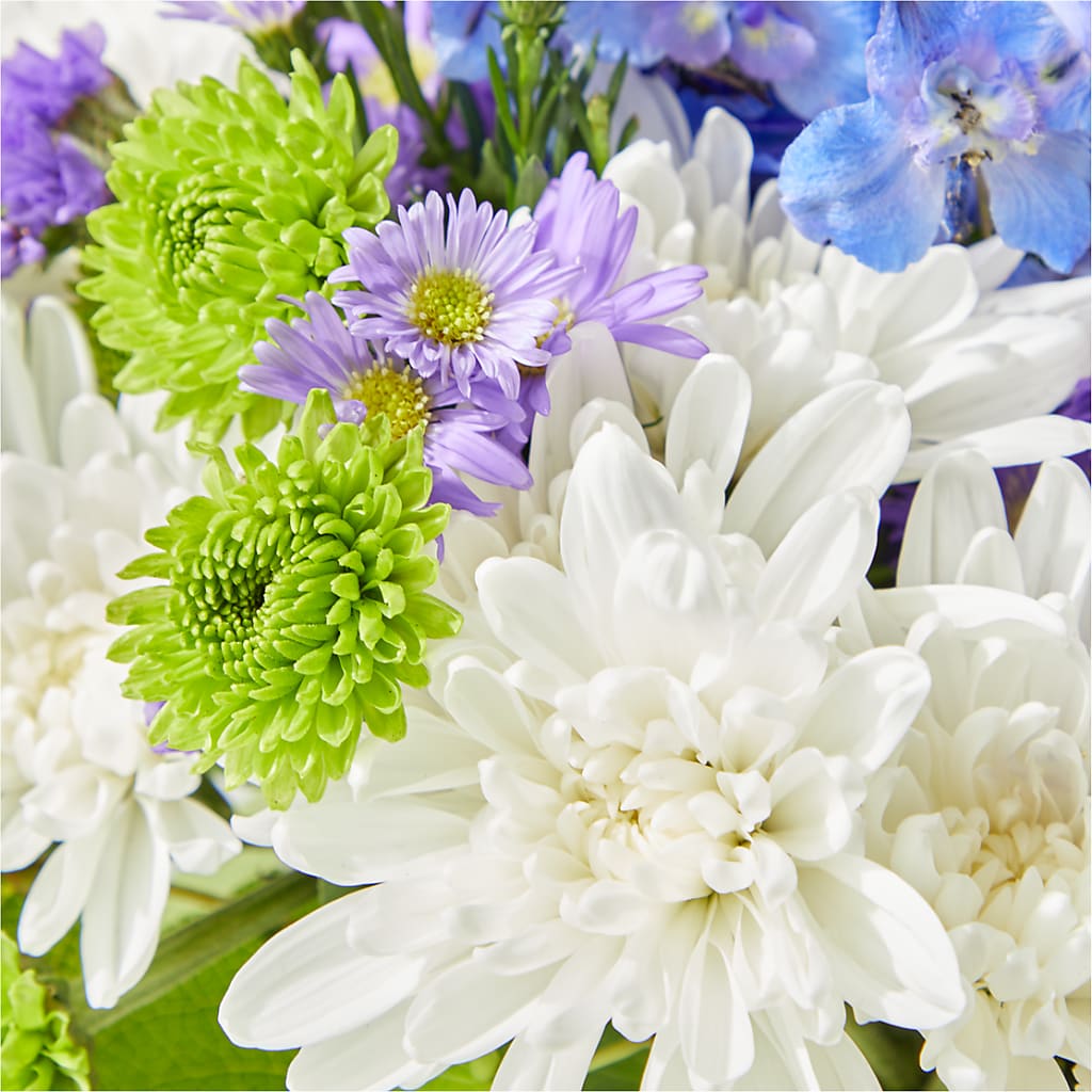 Genuine Gestures Bouquet – CHRISTINE'S CREATIONS FLOWER SHOP, West Haven CT