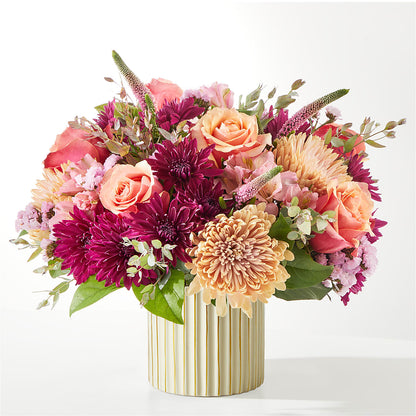 Berry Cobbler Bouquet with Ivory Vase – CHRISTINE'S CREATIONS FLOWER SHOP, West Haven CT