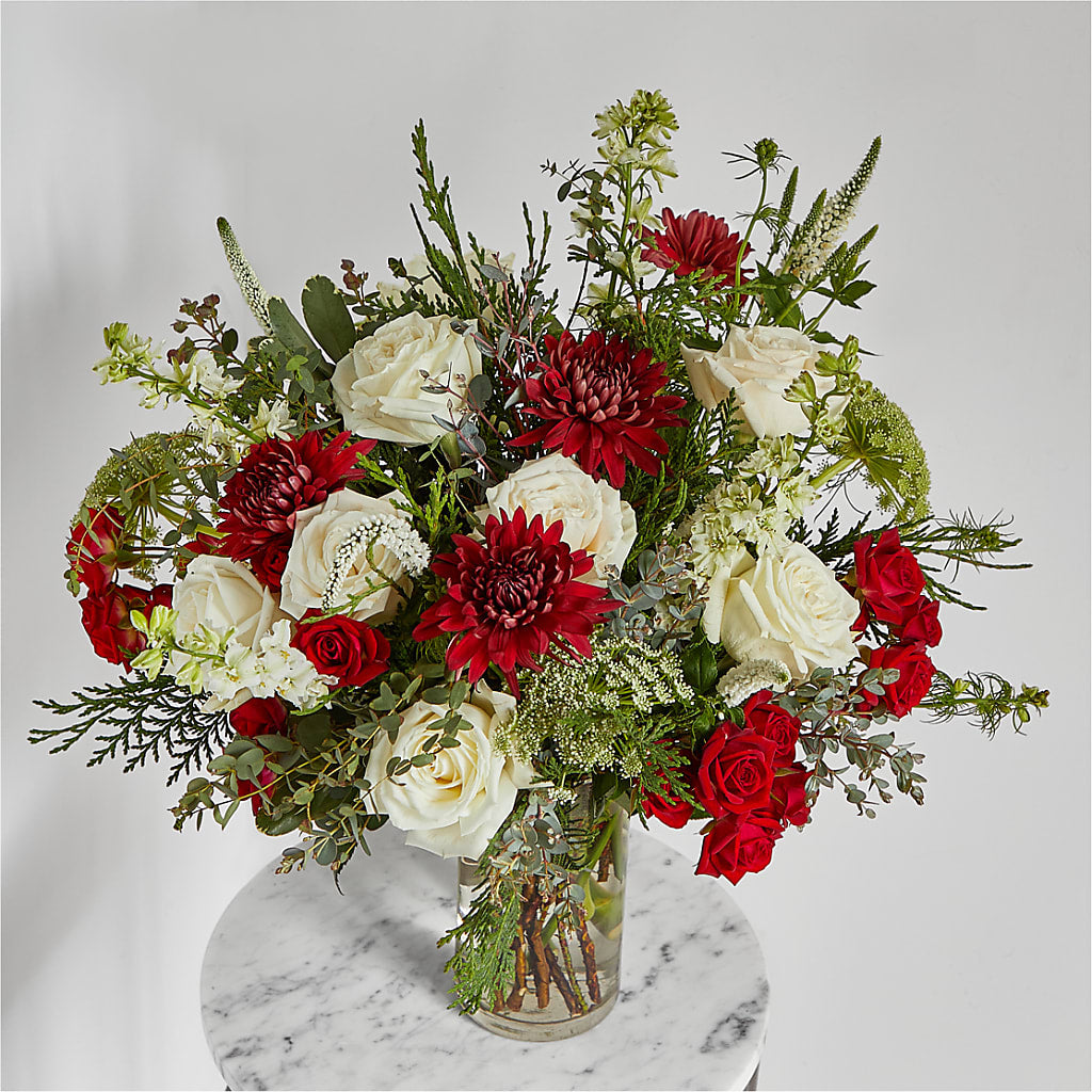 Favorite Traditions Bouquet – CHRISTINE'S CREATIONS FLOWER SHOP, West Haven CT