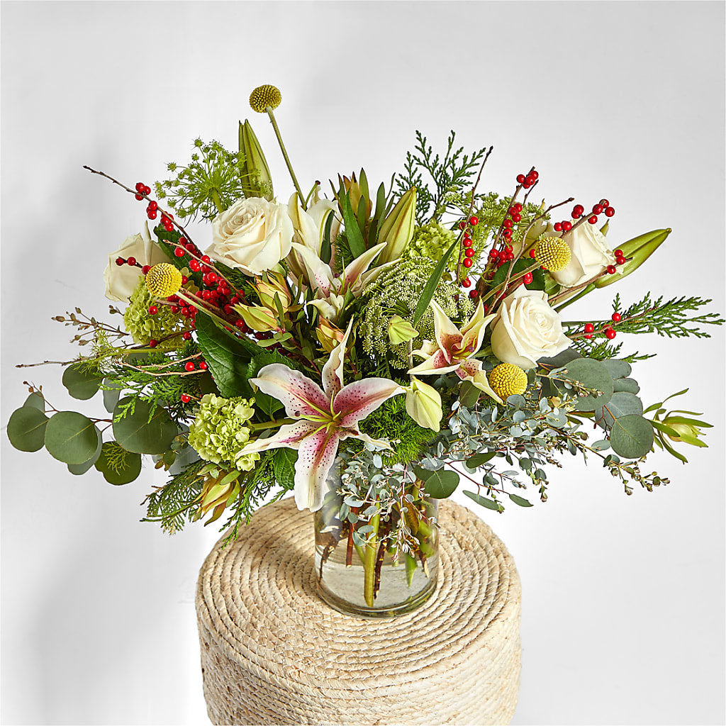 Berry & Bright Bouquet – CHRISTINE'S CREATIONS FLOWER SHOP, West Haven CT