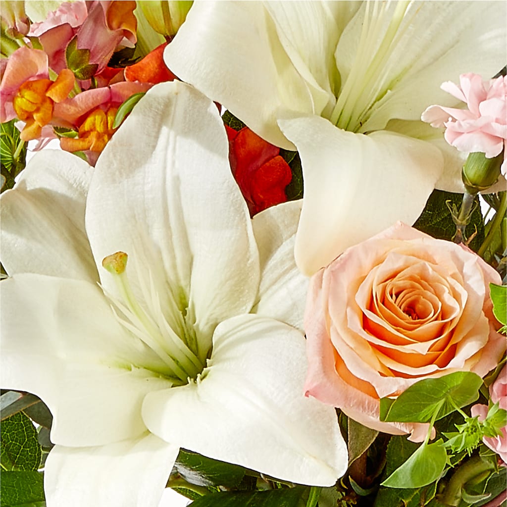 Grapefruit Splash Bouquet – CHRISTINE'S CREATIONS FLOWER SHOP, West Haven CT