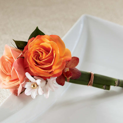 Sunset Dream Boutonniere – CHRISTINE'S CREATIONS FLOWER SHOP, West Haven CT