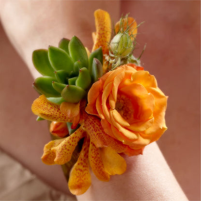 Irresistible Love Wrist Corsage – CHRISTINE'S CREATIONS FLOWER SHOP, West Haven CT